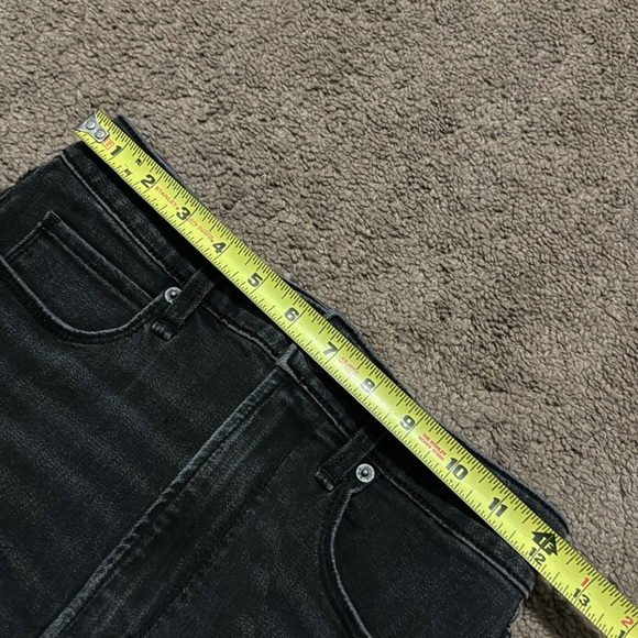 A&F Ankle Jean High Rise Sz 26/2R-Black-Holes @ Knees-Raw Edge Hem-70% Cotton - Picture 11 of 13